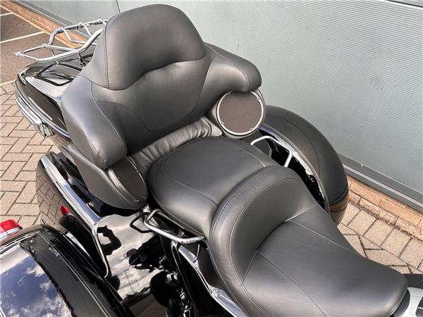 2025 HARLEY-DAVIDSON TRI GLIDE ULTRA