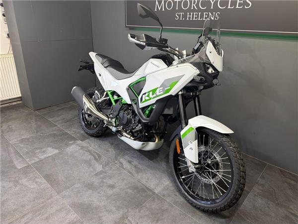 2026 KAWASAKI KLE 500 SE