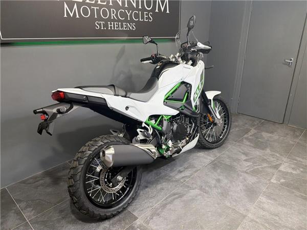 2026 KAWASAKI KLE 500 SE