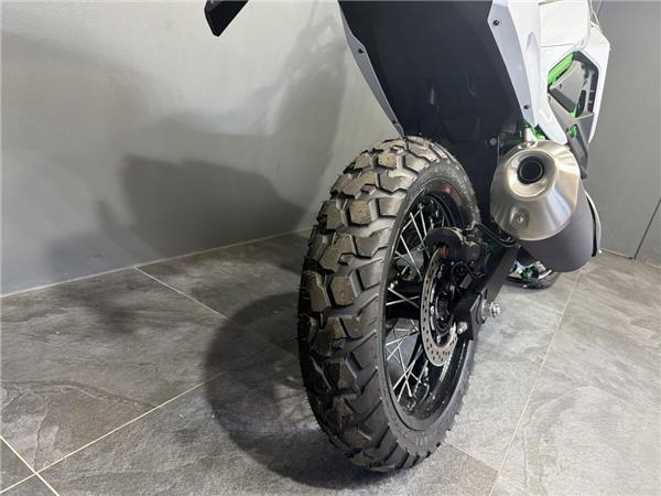 2026 KAWASAKI KLE 500 SE