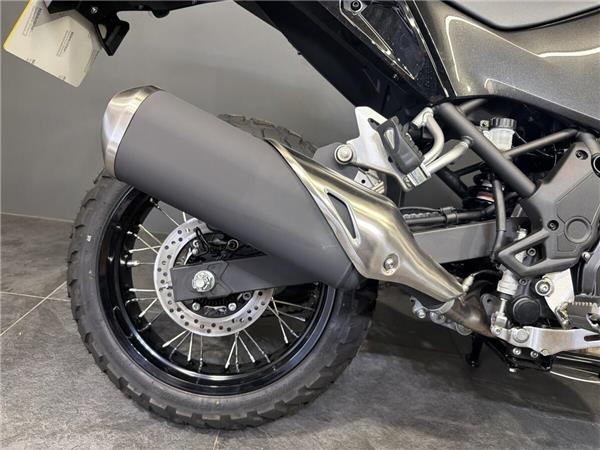 2026 KAWASAKI KLE500