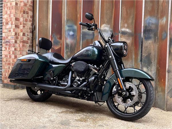 2022 Harley-Davidson Touring