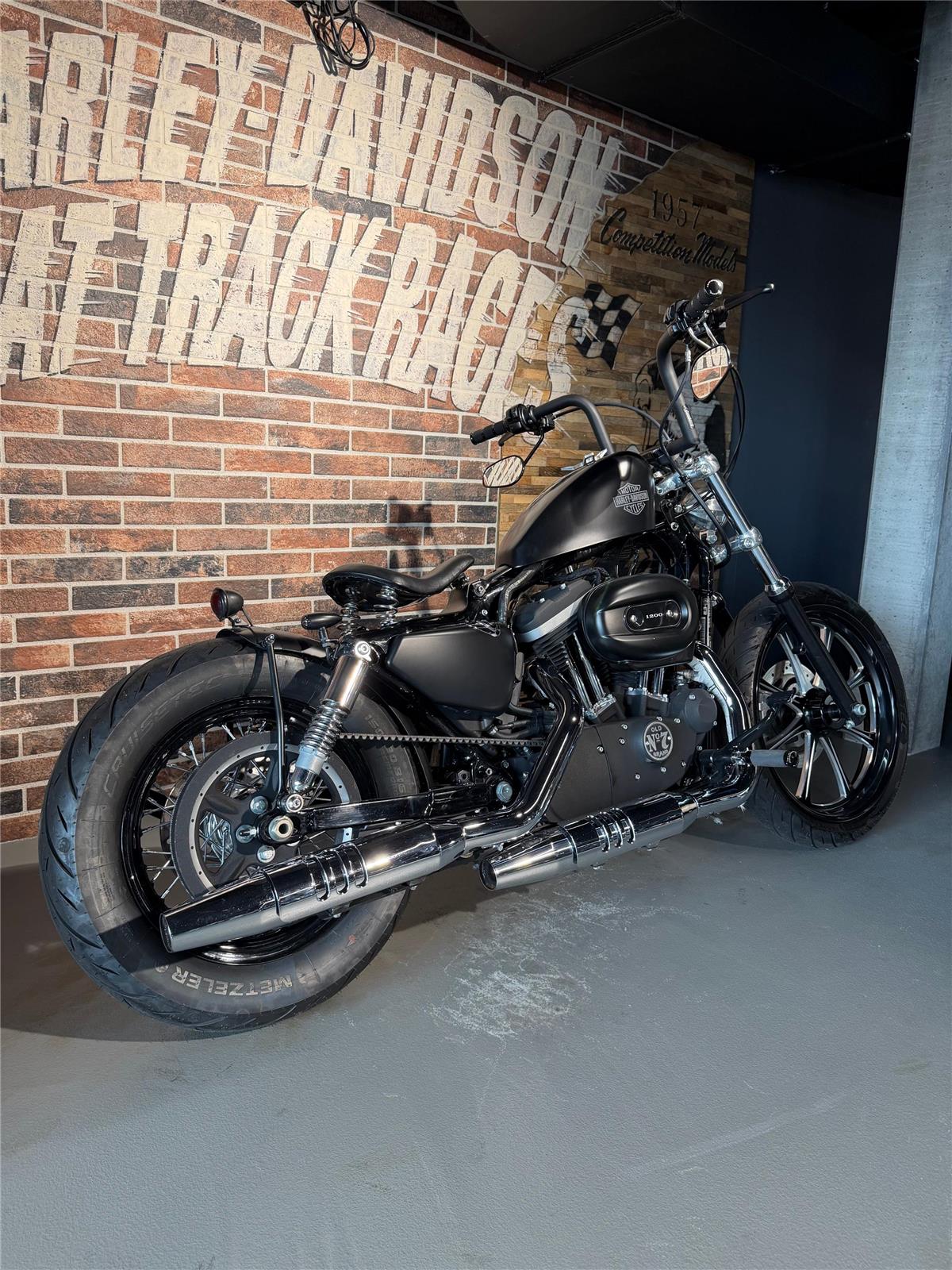 2013 harley-davidson XL 1200 CB Sportster Custom