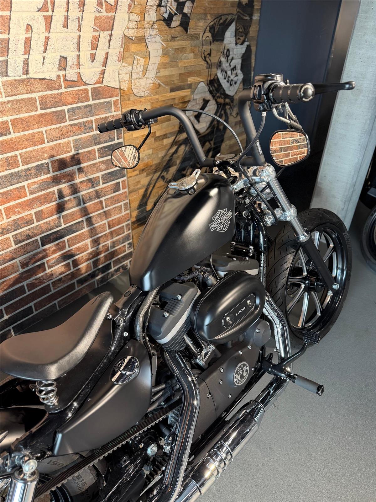 2013 harley-davidson XL 1200 CB Sportster Custom