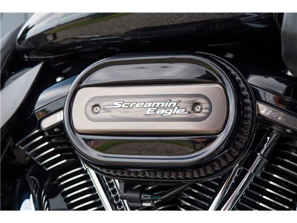2017 Harley-Davidson CVO Street Glide