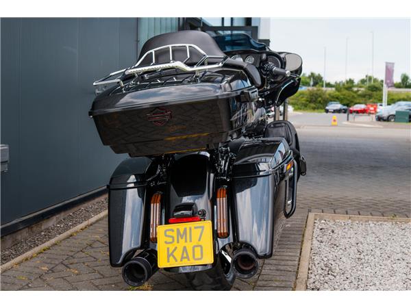 2017 Harley-Davidson CVO Street Glide