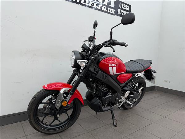 2022 YAMAHA XSR125