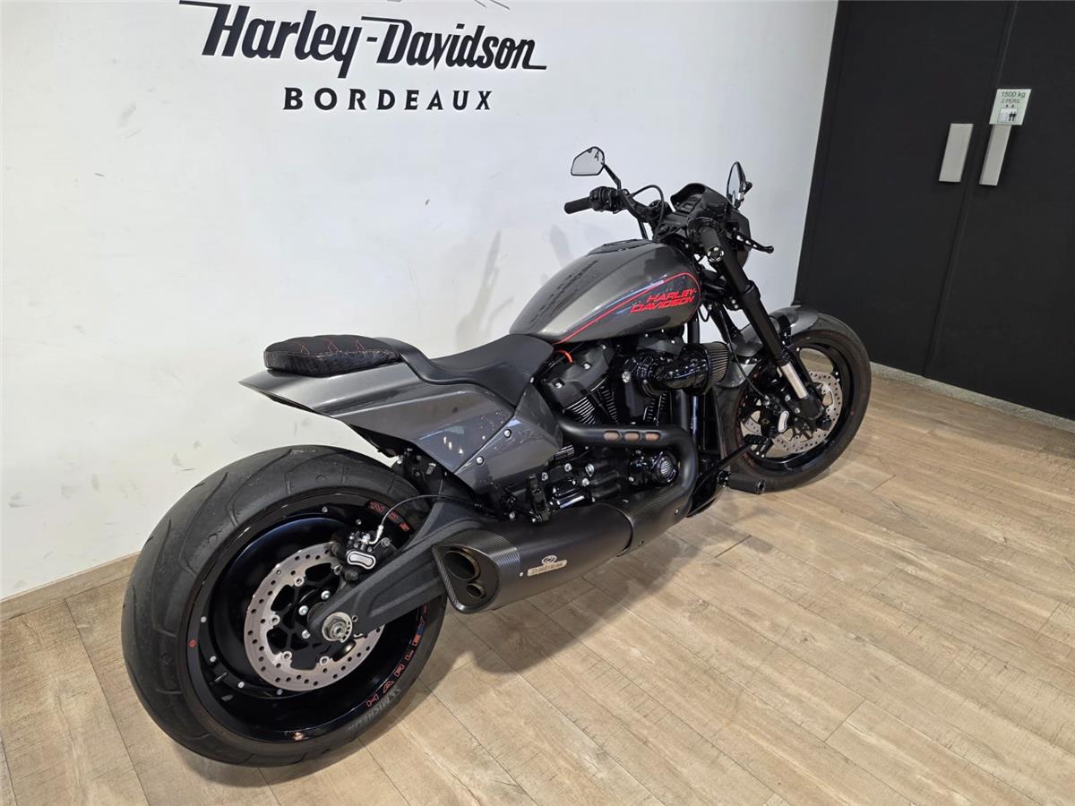 2019 HARLEY-DAVIDSON FXDR
