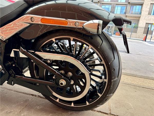 2026 HARLEY-DAVIDSON SOFTAIL BREAKOUT 117