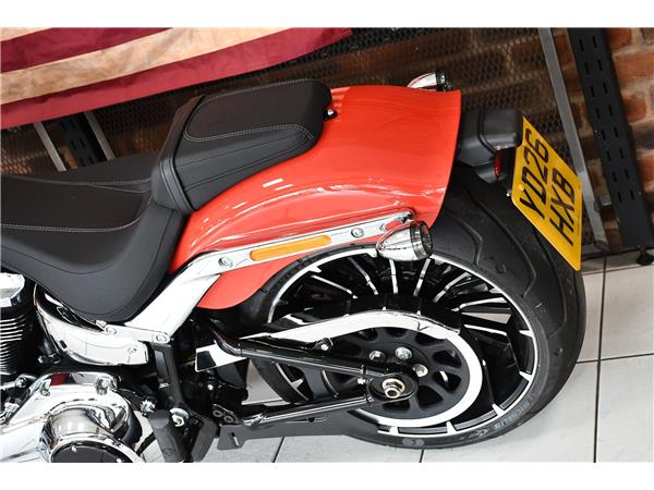 2026 HARLEY-DAVIDSON BREAKOUT 117 
