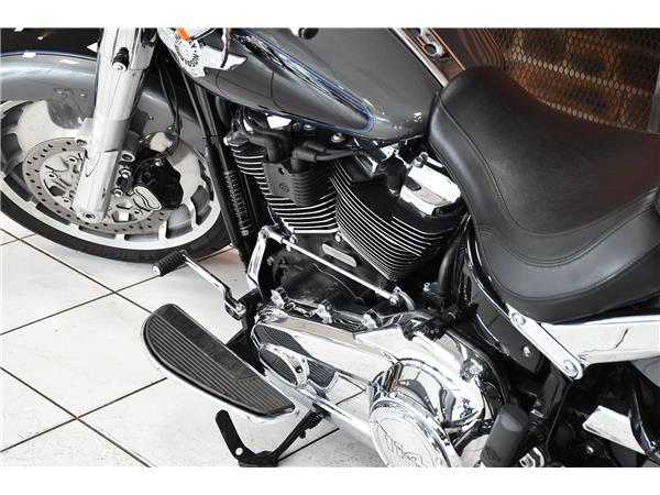 2021 HARLEY-DAVIDSON SOFTAIL FLFBS FAT BOY 114