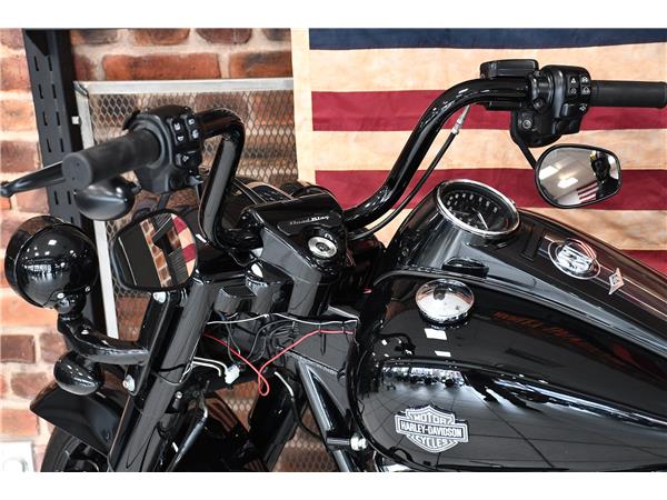 2024 HARLEY-DAVIDSON ROAD KING SPECIAL