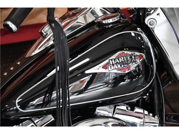 2013 HARLEY-DAVIDSON SOFTAIL FLSTC HERITAGE SOFTAIL CLASSIC