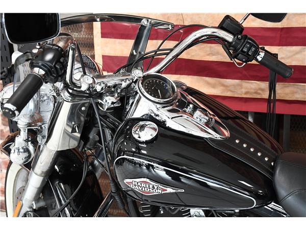2013 HARLEY-DAVIDSON SOFTAIL FLSTC HERITAGE SOFTAIL CLASSIC