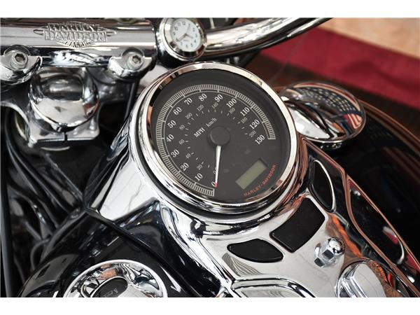 2013 HARLEY-DAVIDSON SOFTAIL FLSTC HERITAGE SOFTAIL CLASSIC