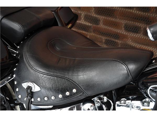 2013 HARLEY-DAVIDSON SOFTAIL FLSTC HERITAGE SOFTAIL CLASSIC