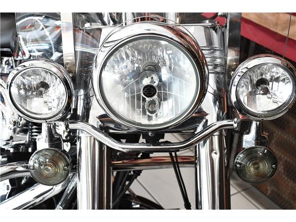 2013 HARLEY-DAVIDSON SOFTAIL FLSTC HERITAGE SOFTAIL CLASSIC