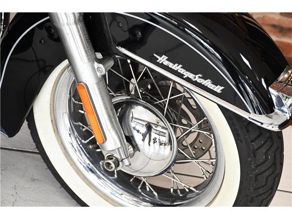 2013 HARLEY-DAVIDSON SOFTAIL FLSTC HERITAGE SOFTAIL CLASSIC