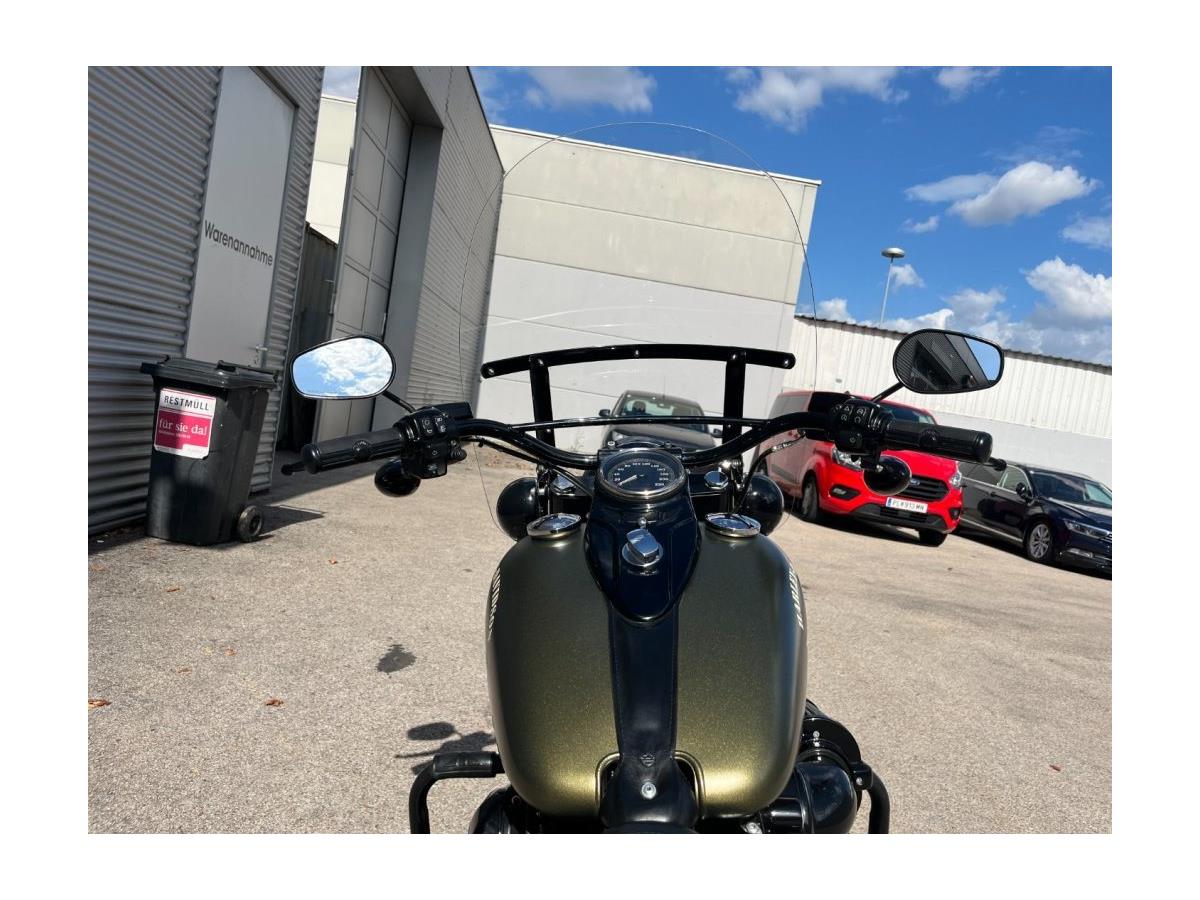 2016 Harley-Davidson Softail Slim S