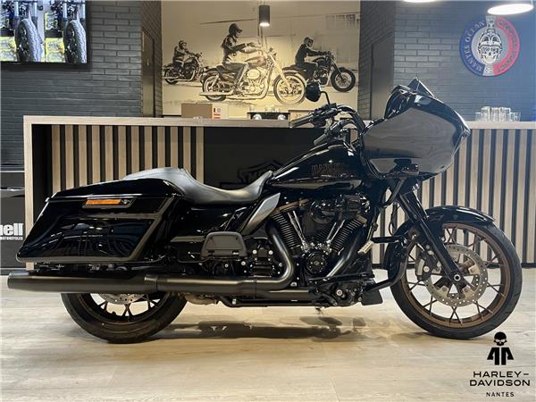 2022 HARLEY-DAVIDSON ROAD GLIDE