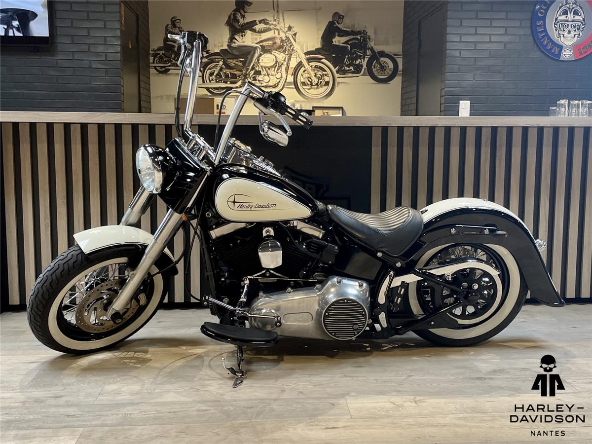 2014 HARLEY-DAVIDSON SLIM