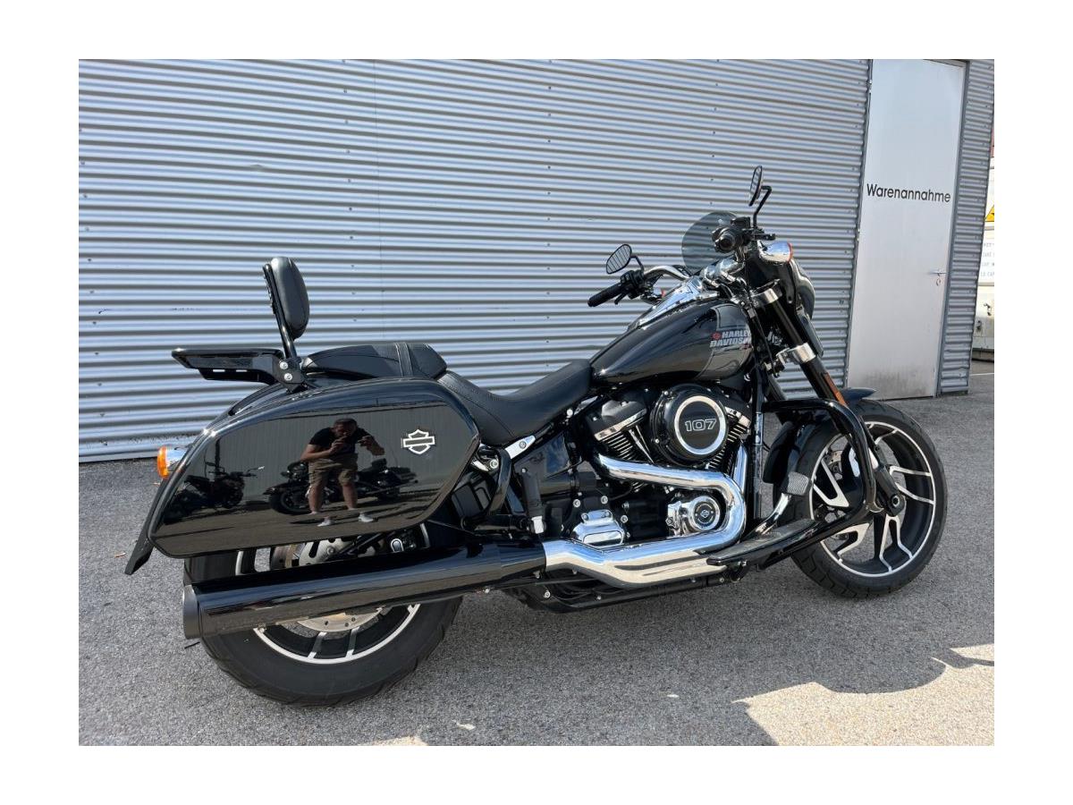 2022 Harley-Davidson Softail Sport Glide FLSB