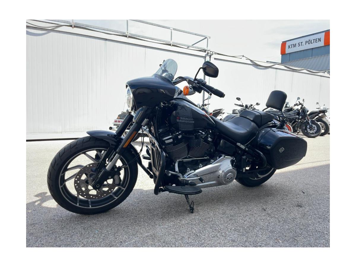 2022 Harley-Davidson Softail Sport Glide FLSB