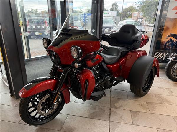 2025 HARLEY-DAVIDSON TRI GLIDE ULTRA