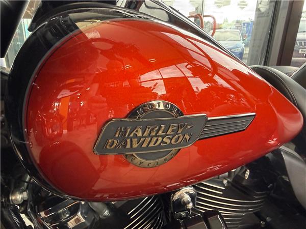 2025 HARLEY-DAVIDSON TRI GLIDE ULTRA