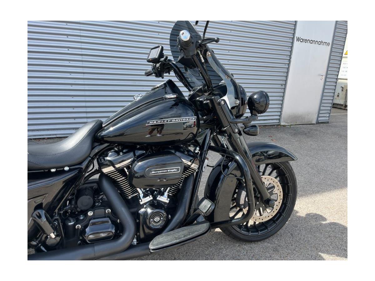 2017 Harley-Davidson Touring Road King Special FLHRXS