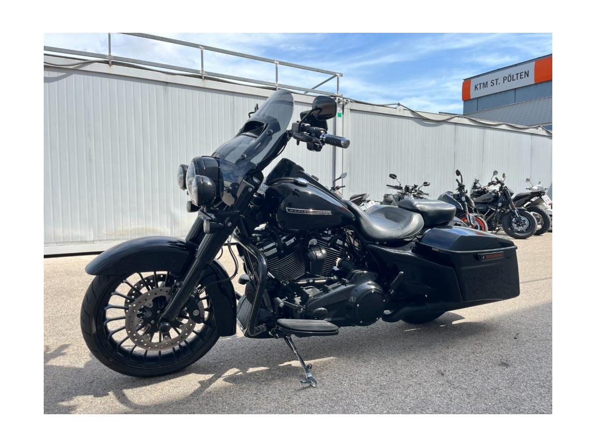 2017 Harley-Davidson Touring Road King Special FLHRXS