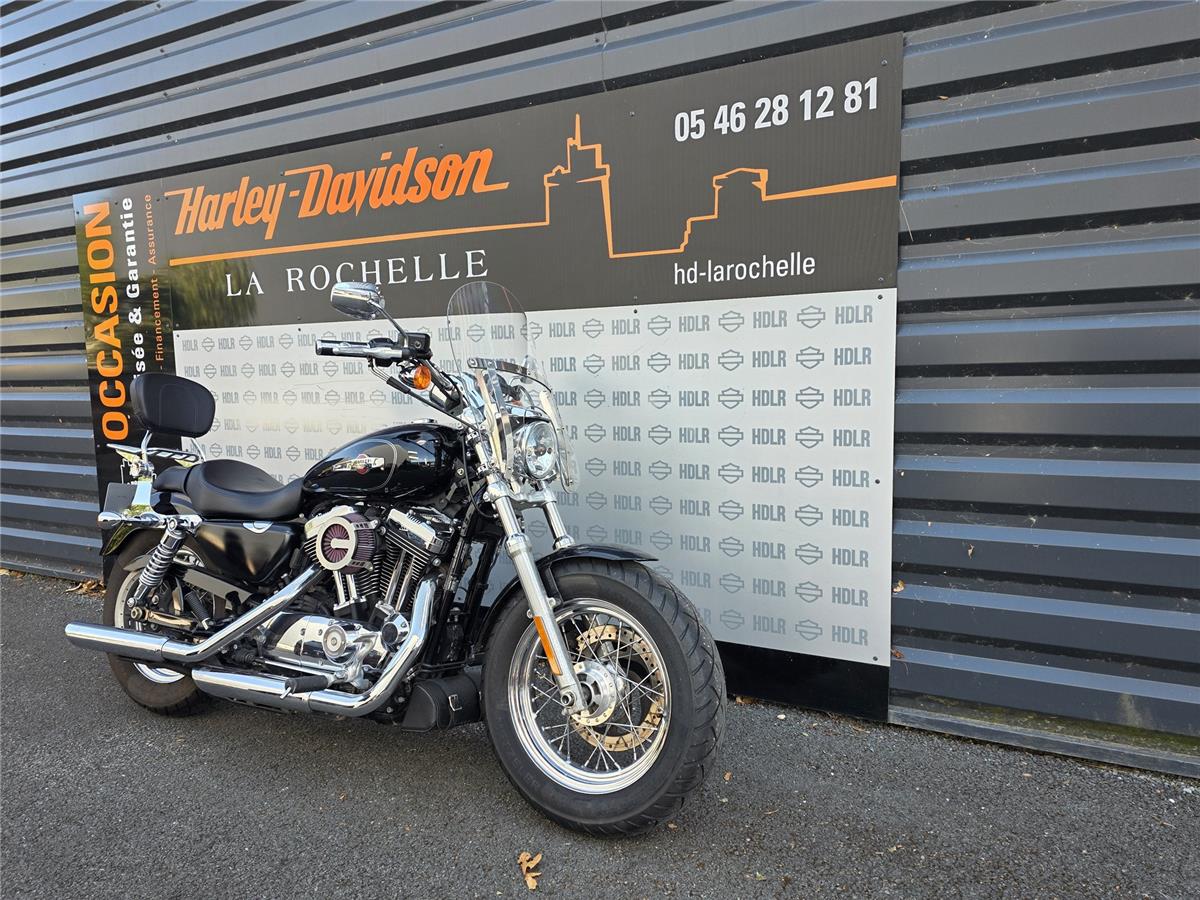 2015 HARLEY-DAVIDSON CUSTOM