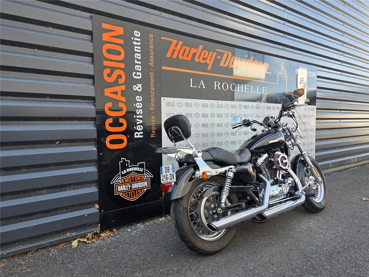2015 HARLEY-DAVIDSON CUSTOM