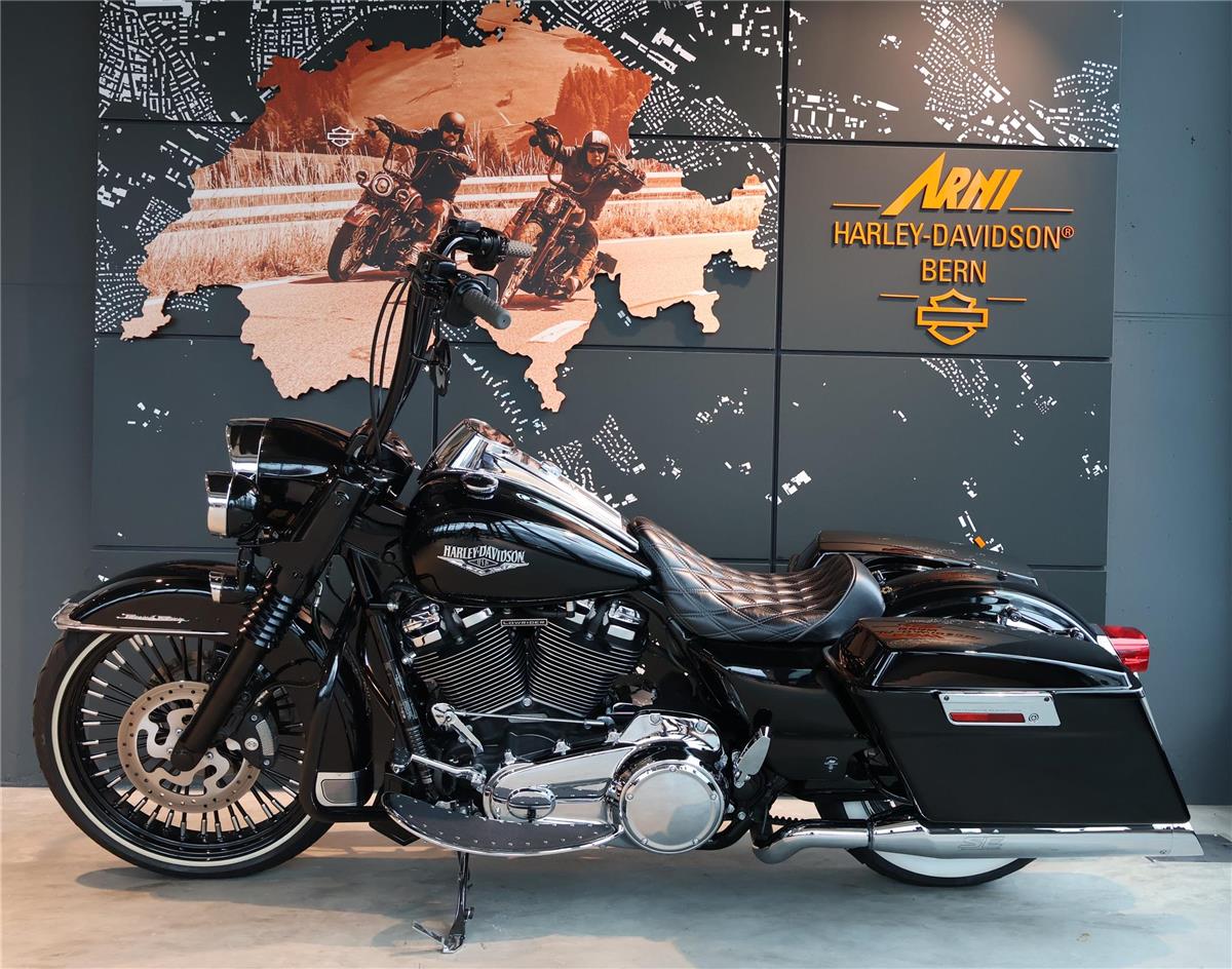 2018 harley-davidson FLHRC Road King Classic 107 ABS