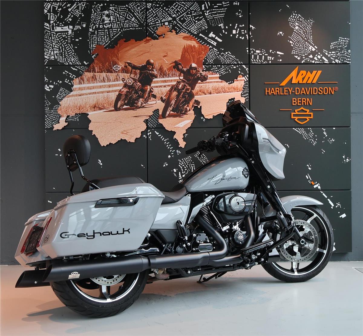 2024 harley-davidson FLHX Street Glide Black Finish 117