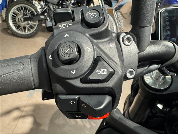 2024 YAMAHA MT-09 Y-AMT