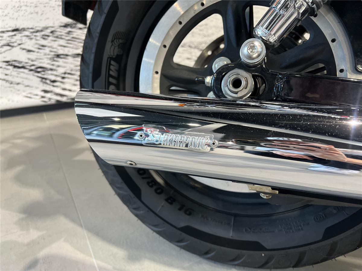 2013 HARLEY-DAVIDSON CUSTOM
