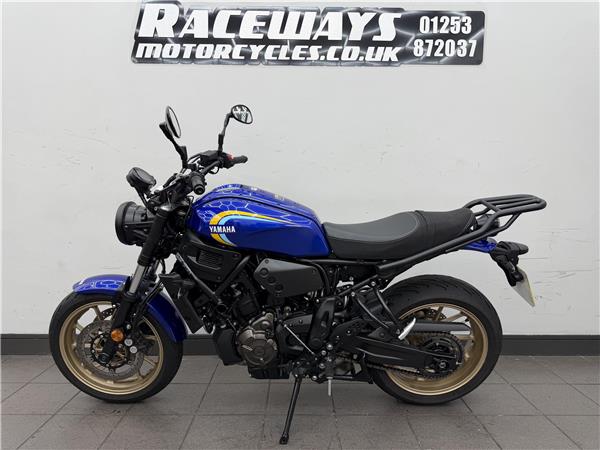 2025 YAMAHA XSR700