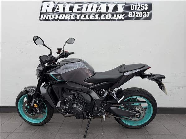 2024 YAMAHA MT-09 Y-AMT