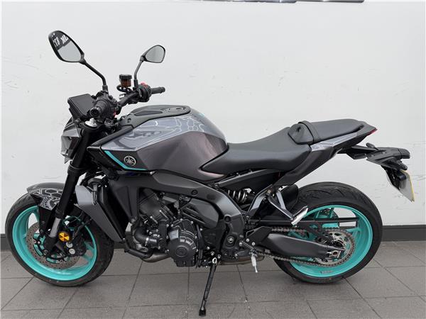 2024 YAMAHA MT-09 Y-AMT