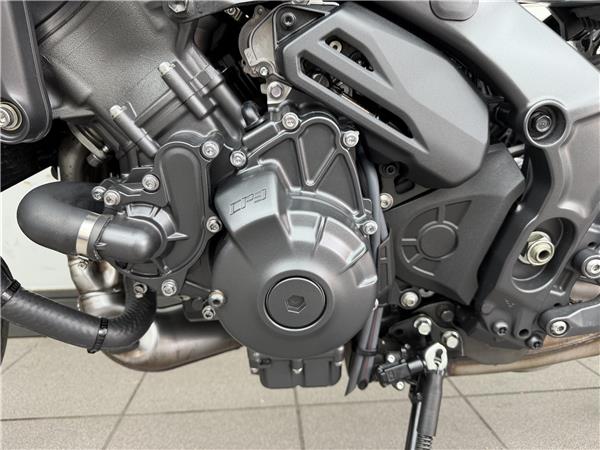 2024 YAMAHA MT-09 Y-AMT