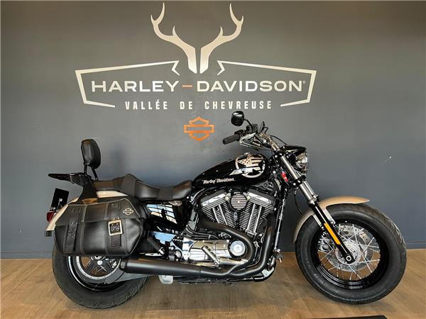 2017 HARLEY-DAVIDSON CUSTOM