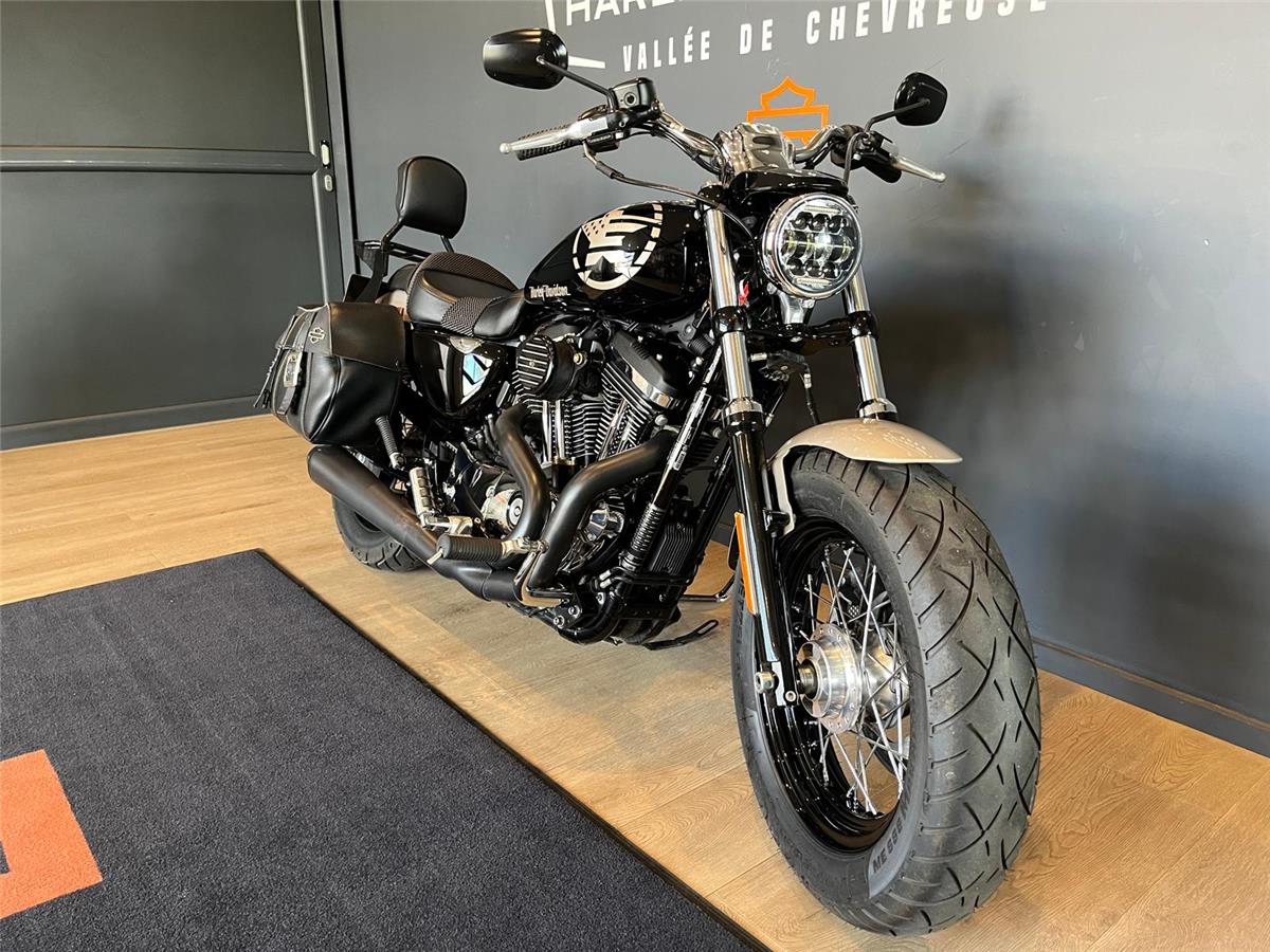 2017 HARLEY-DAVIDSON CUSTOM