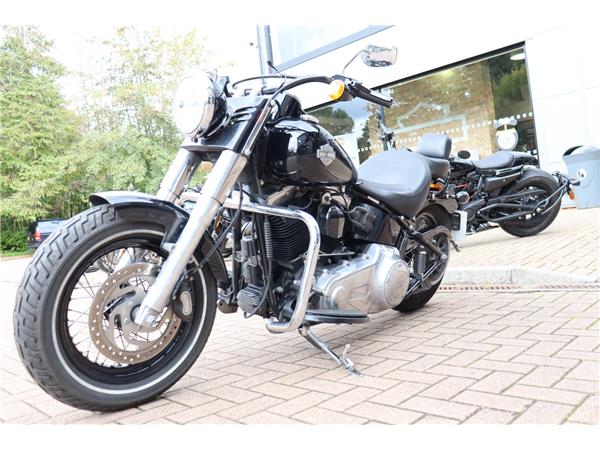 2015 HARLEY-DAVIDSON SOFTAIL FLS SLIM