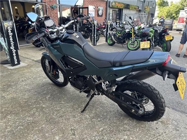 2026 KAWASAKI KLE500 SE