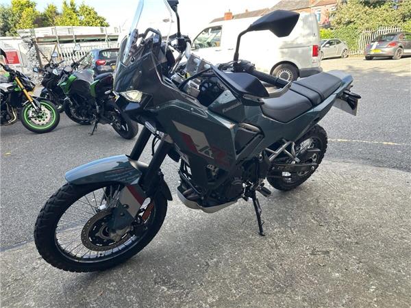 2026 KAWASAKI KLE500 SE