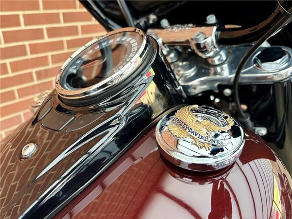 2017 HARLEY-DAVIDSON SOFTAIL FLHC HERITAGE CLASSIC