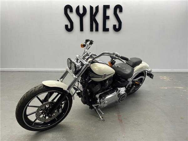 2015 Harley-Davidson Breakout