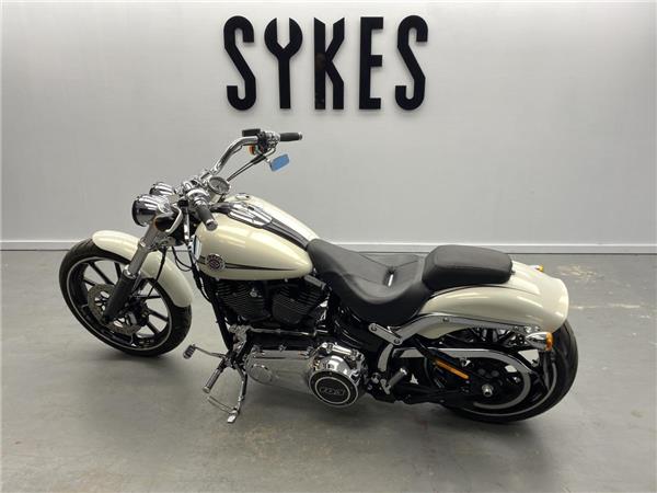 2015 Harley-Davidson Breakout