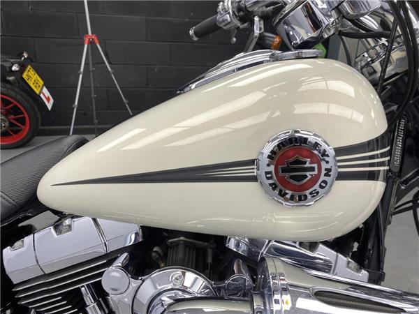 2015 Harley-Davidson Breakout